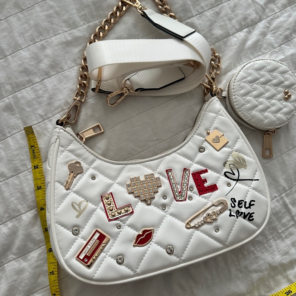 ALDO Amberly crossbody Bag with Gold Chain and Crossbody Strap - Picture 7 of 7